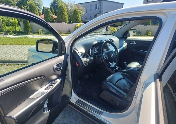 Fiat Freemont cena 42000 przebieg: 245000, rok produkcji 2013 z Świętochłowice małe 191